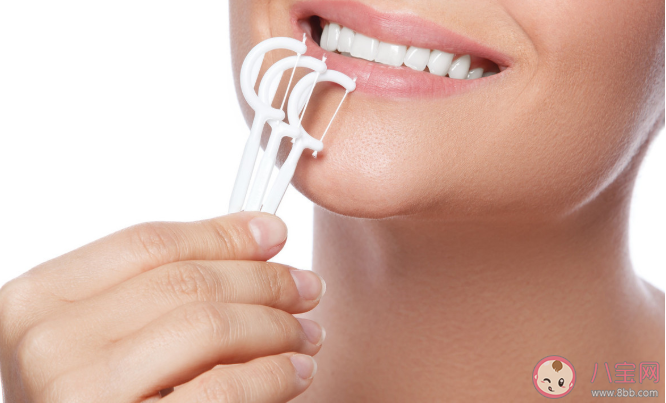 牙线棒会使牙缝变大吗 后槽牙怎么用牙线棒