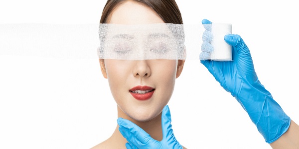 双眼皮胶水怎么用 双眼皮胶水有副作用吗