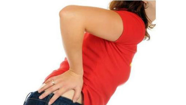 女人腰疼是什么原因引起的 哪些因素引起女人腰疼
