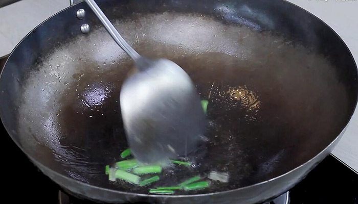 葱油笋干的家常做法 笋干怎么做好吃