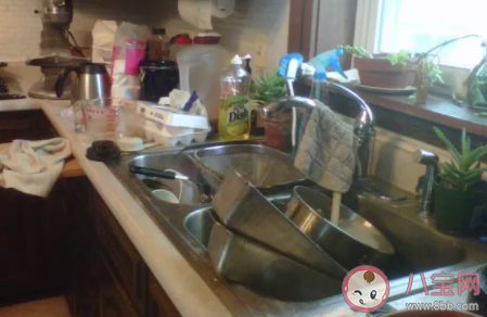 灶台油烟机怎么清洗干净 厨房大扫除的清洁技巧