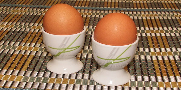 过夜的鸡蛋能吃吗 水煮蛋隔夜能吃吗