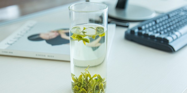 绿茶喝多了会怎么样 绿茶喝多的坏处
