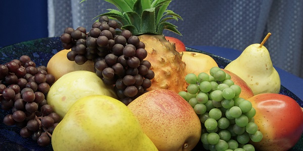 嘴干吃什么水果 嘴唇干裂多吃6种水果