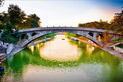 赵州桥位于哪个省份哪个县