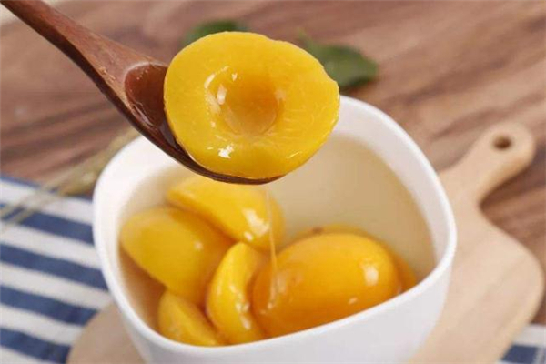 黄桃罐头太酸怎么办 黄桃罐头做出来是酸的怎么回事