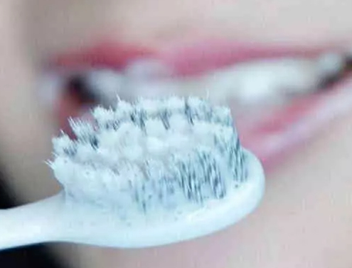 牙膏出泡沫越多刷牙越干净吗 蚂蚁庄园4月2日答案