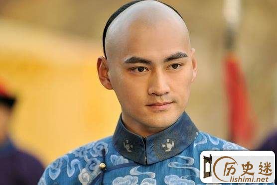 清朝男人发型的由来 清朝男人为什么要留辫子？