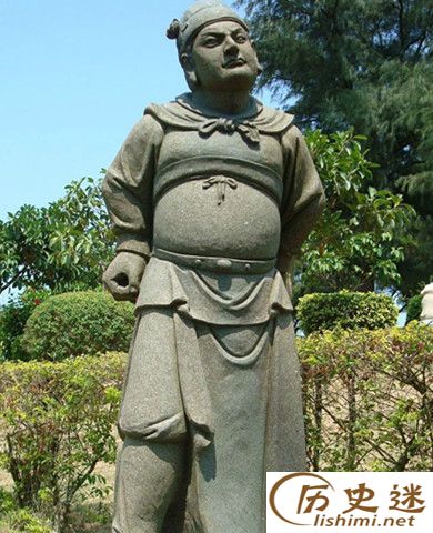 王英雕像