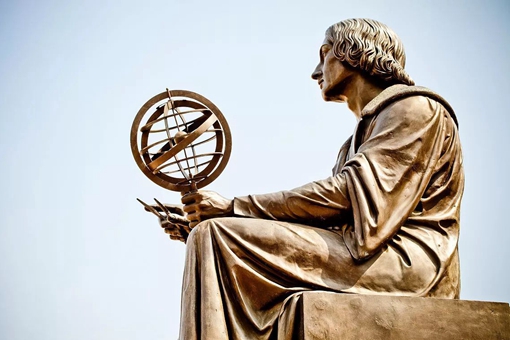 著名天文学家哥白尼是怎么死的?真的是被教会处以火刑了吗?