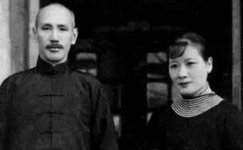 蒋介石一生四个老婆,为什么只生下了一个儿子?